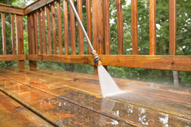 Best Parking Lot and Garage Cleaning  in Clive, IA